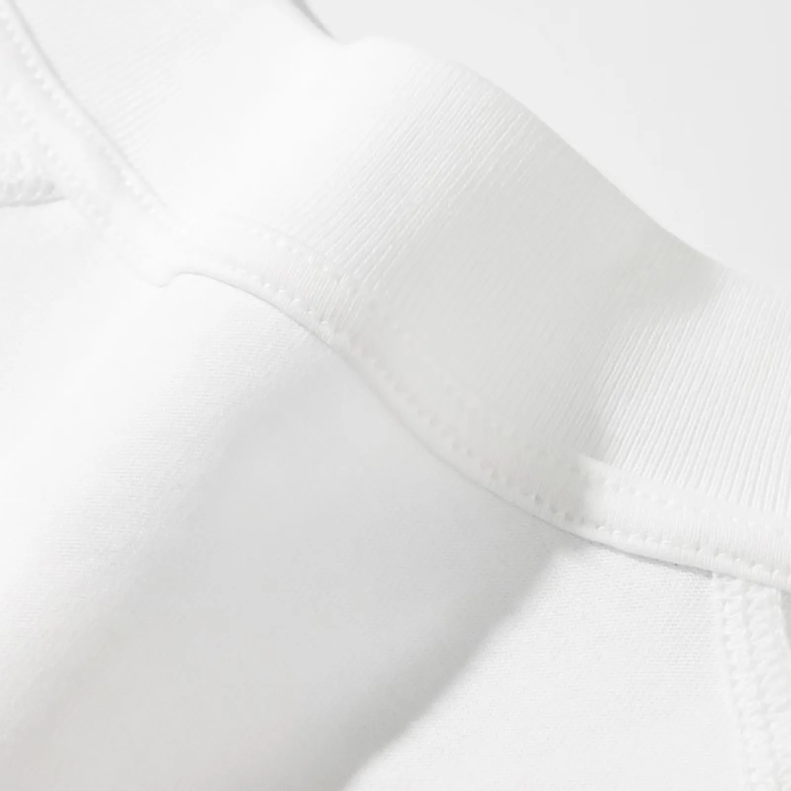NEUES Streetwear On-Demand-T-S – Black Tin Candle Bewertung und Preis