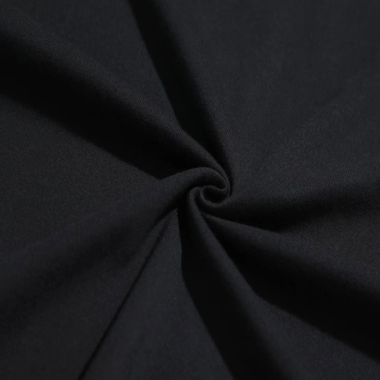 NEUES Streetwear On-Demand-T-S – Black Tin Candle Bewertung und Preis