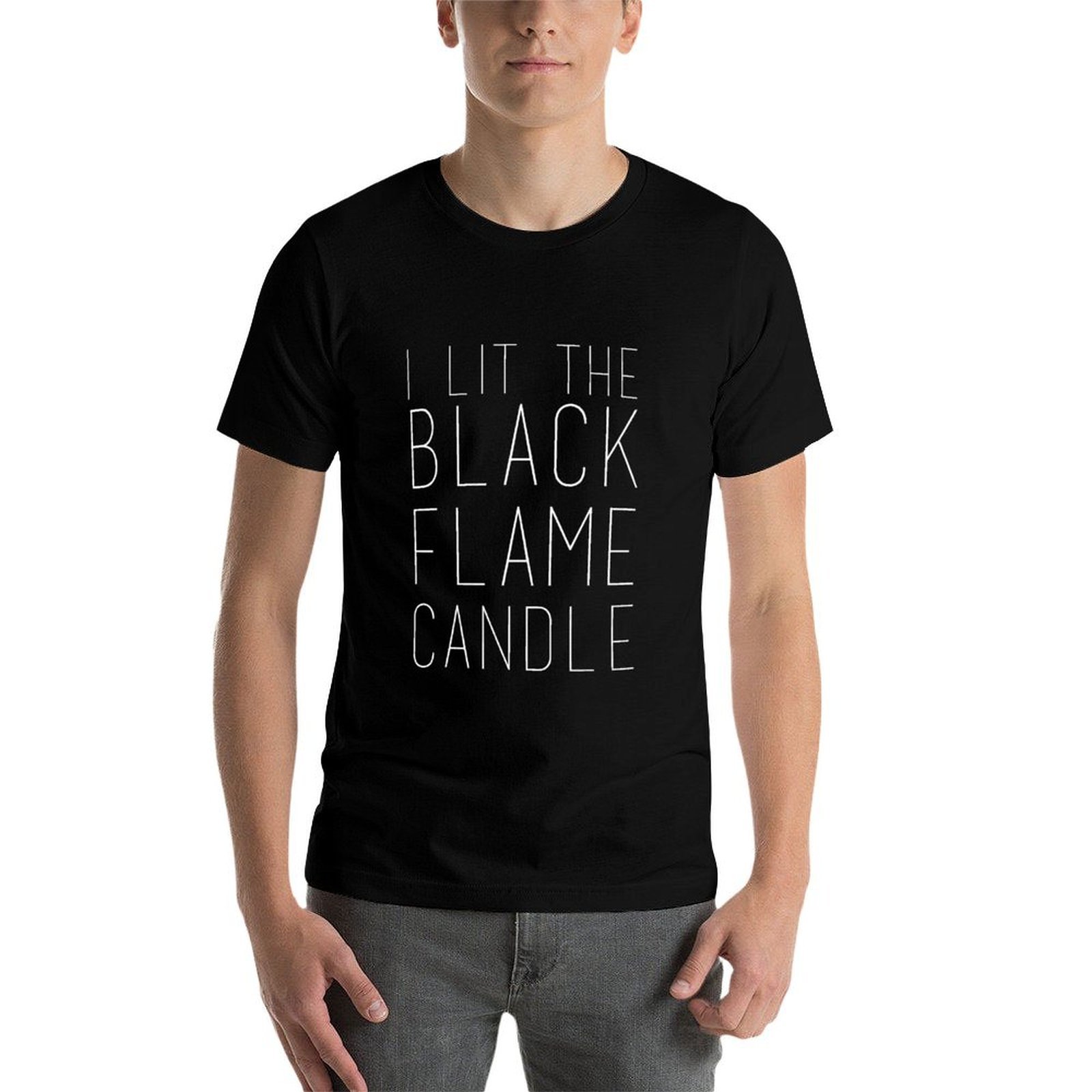 Black Flame Candle (Weiß) T-Sh – Black Tin Candle Bewertung und Preis